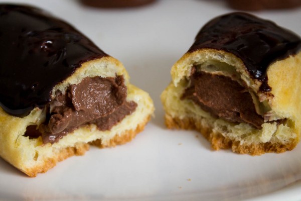 Chocolate éclairs – Road to Pastry