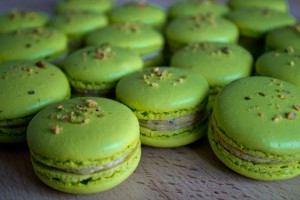 Pistachio macarons (Italian meringue) with buttercream filling