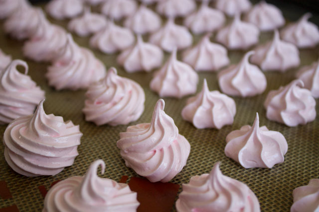 Recipe-Baked-French-meringues15